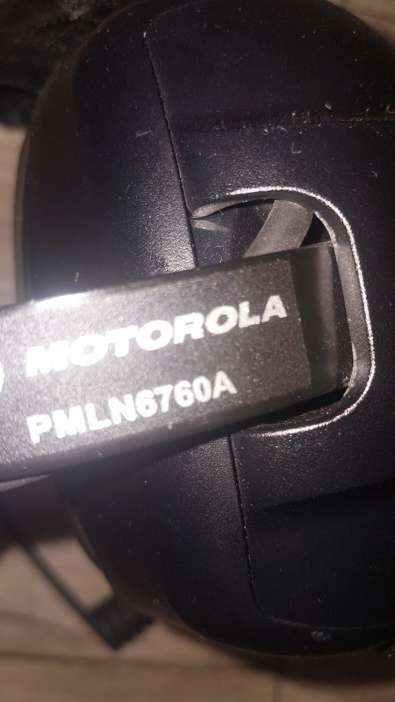 Sprzedam zestaw słuchawkowy Motorola PMLN 6760A