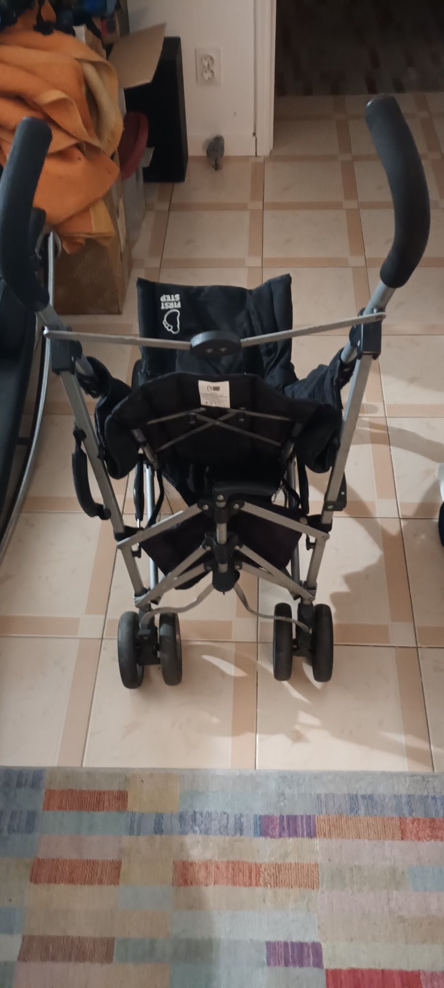 Carrinho bebé  first step