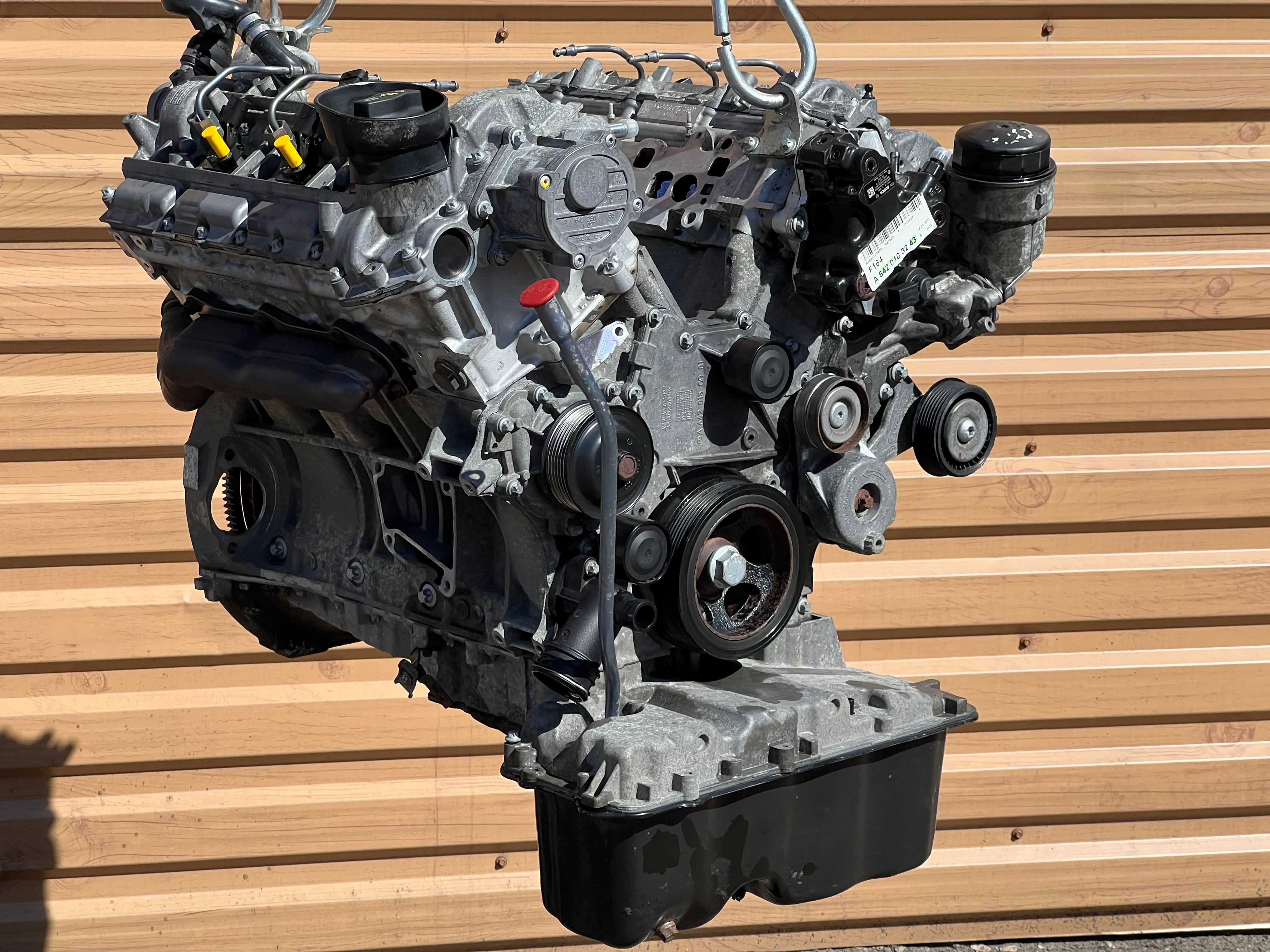 Двигатель OM642.820 Mercedes GL X164 мотор 300cdi ML W164 Sprinter