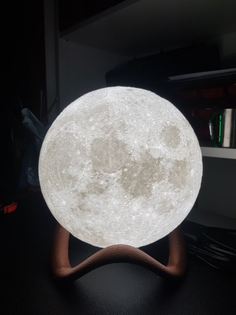 Candeeiro de mesa Lua 3D Led