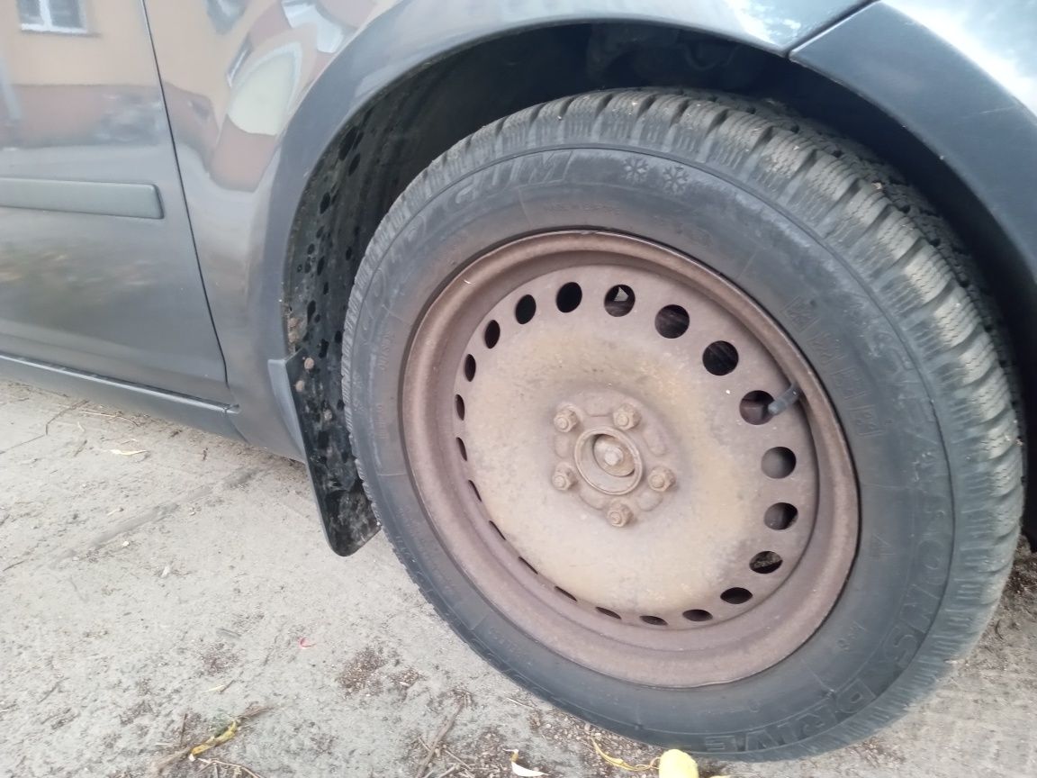 Samochód Ford c Max