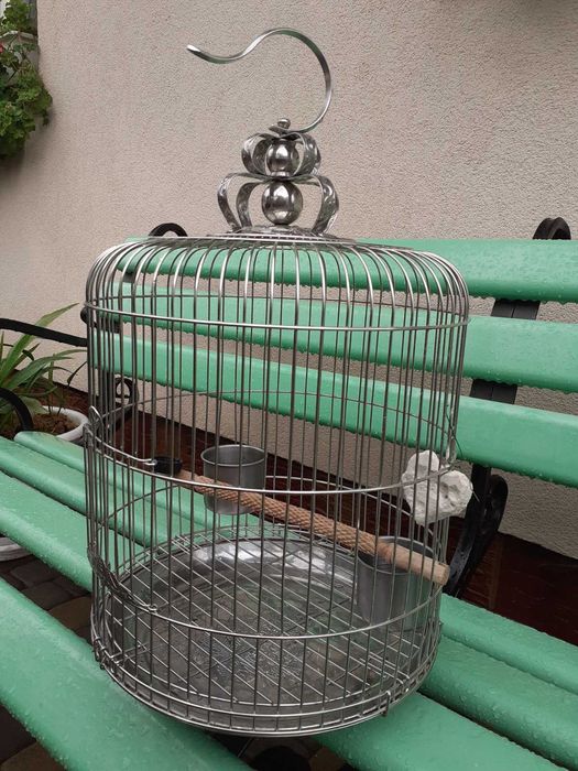 Продам клітку для канерів і папуги