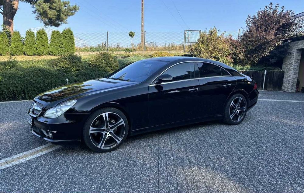 Mercedes-Benz CLS 500 V8 AMG M113