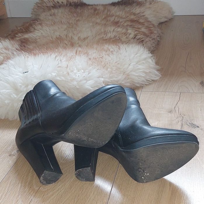 Czarne botki, półbuty Graceland, rozmiar 39, na słupku