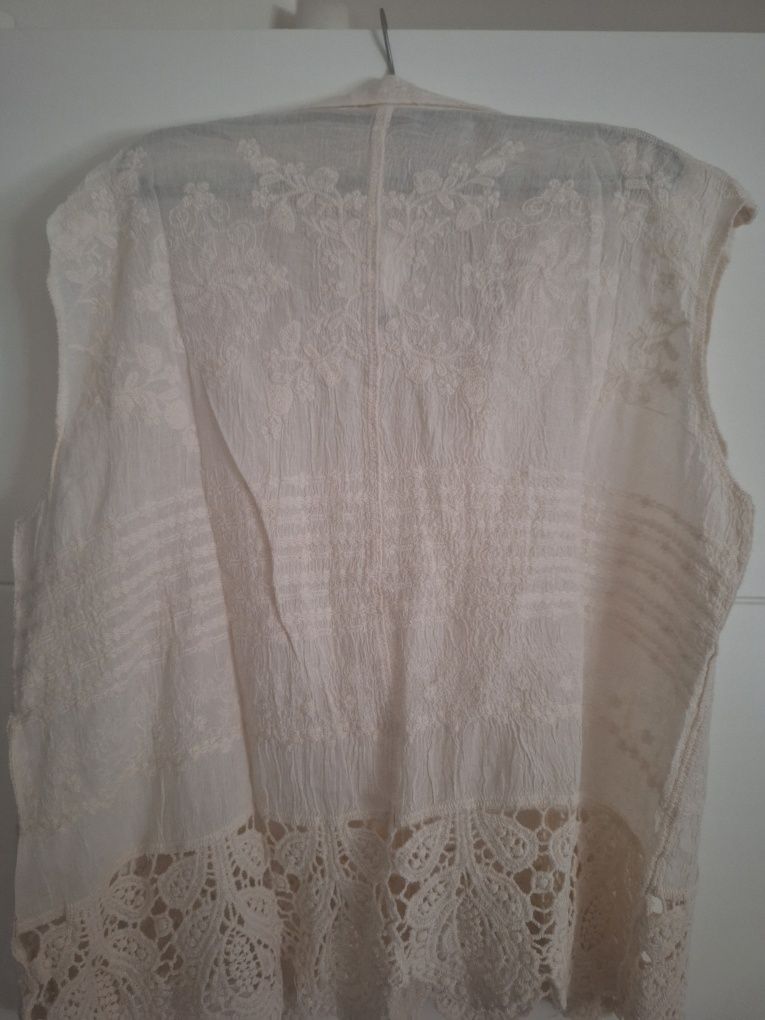 Camisa bordada beje veste xxl