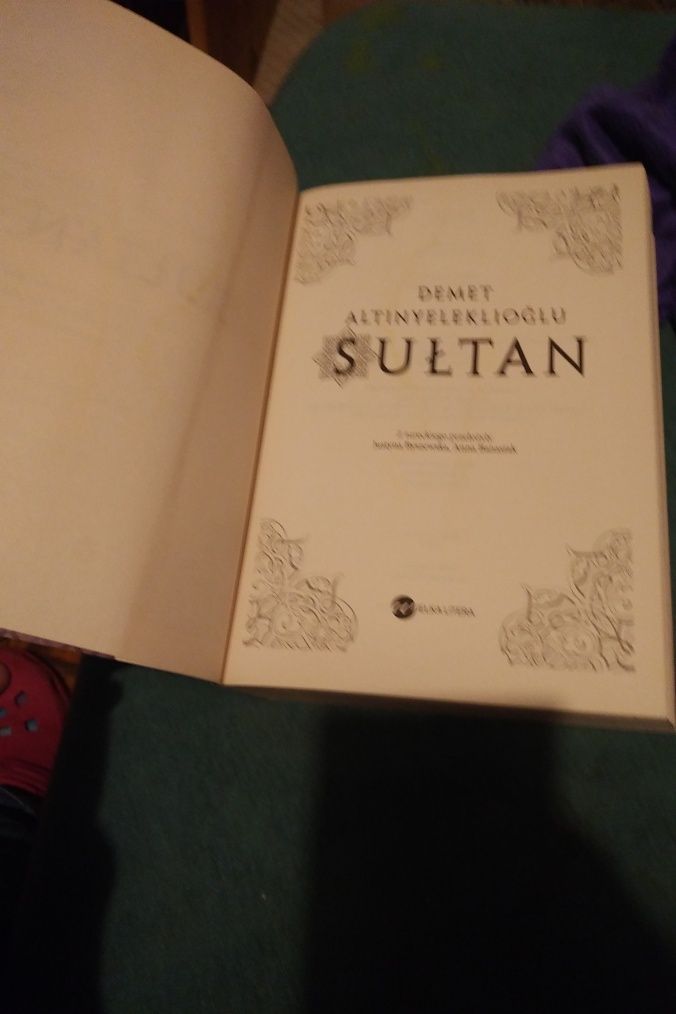 Demet alinyeleklioglu sultan