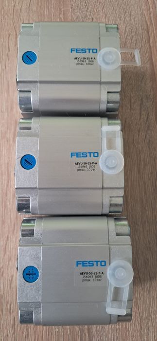 Siłowniki Festo nowe