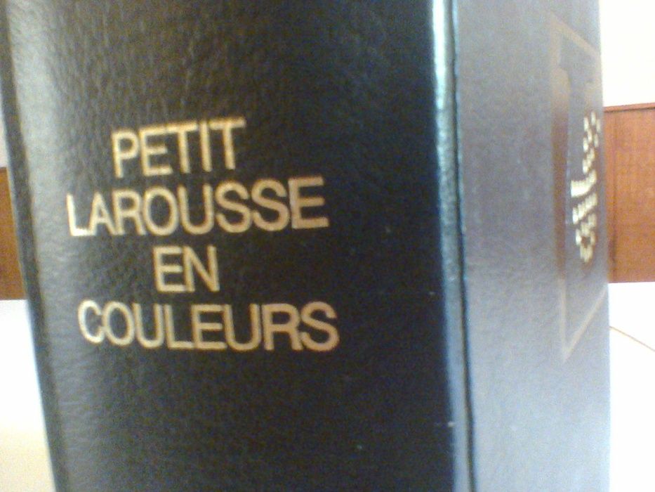 Enciclopédia Ilustrada " Petit Larousse en Couleurs" Ed 1972