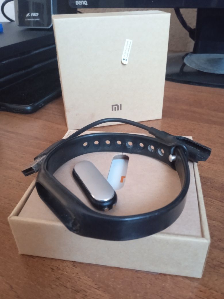 Фітнес-браслет Xiaomi Mi Band Black M1