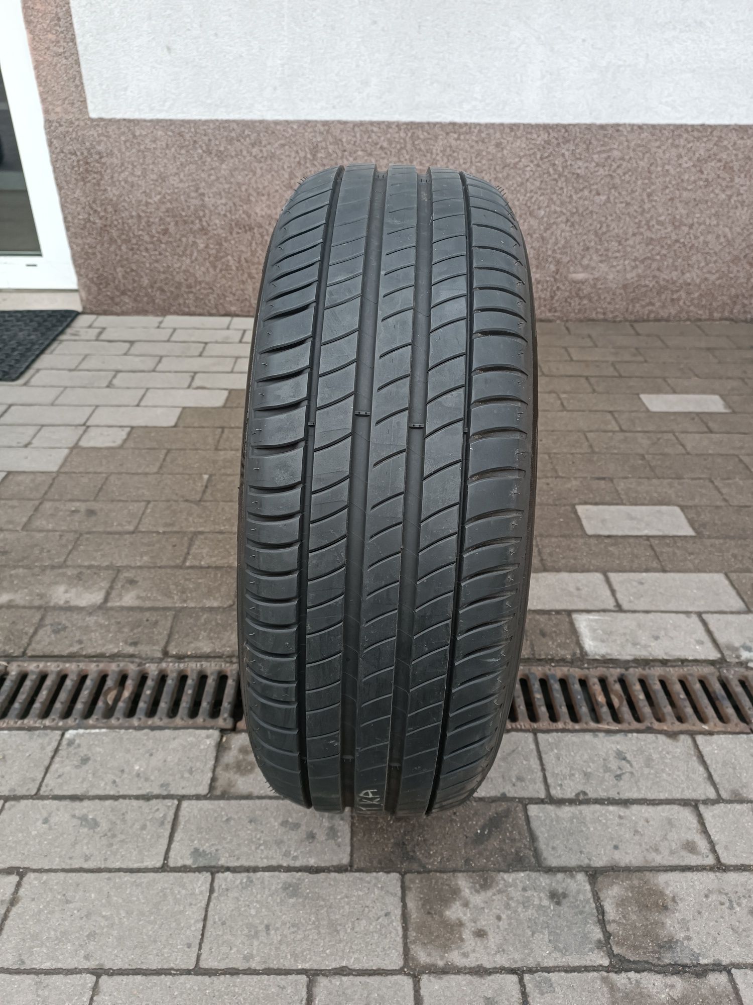 215/60R16 Michelin Primacy 3