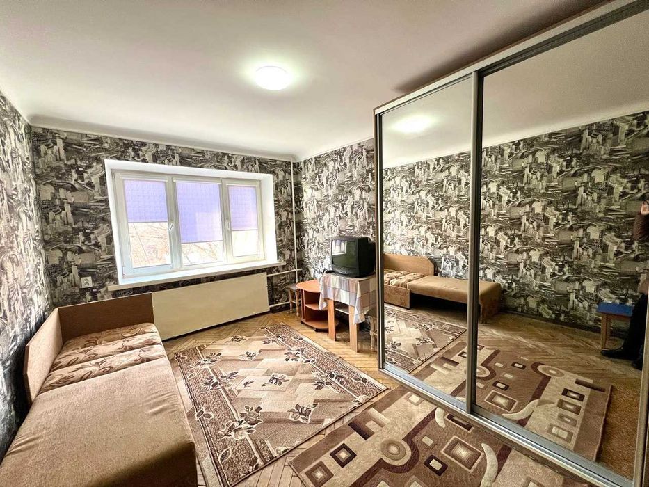 Кімната в гуртожитку на вул. Мстиславська