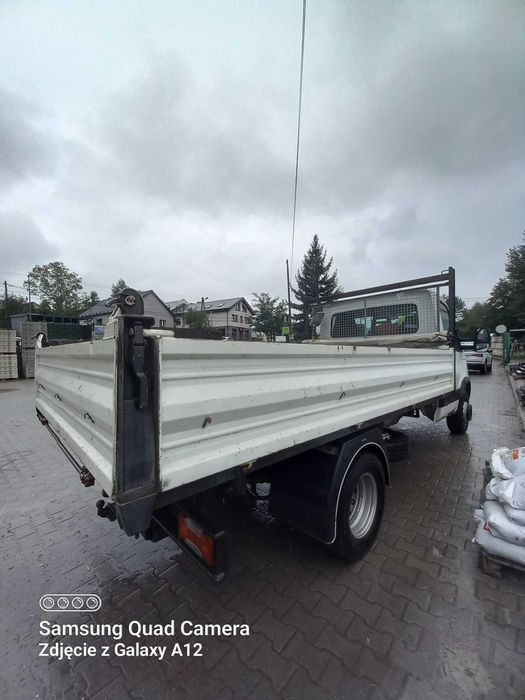 Samochód IVECO ładowność 3 tony