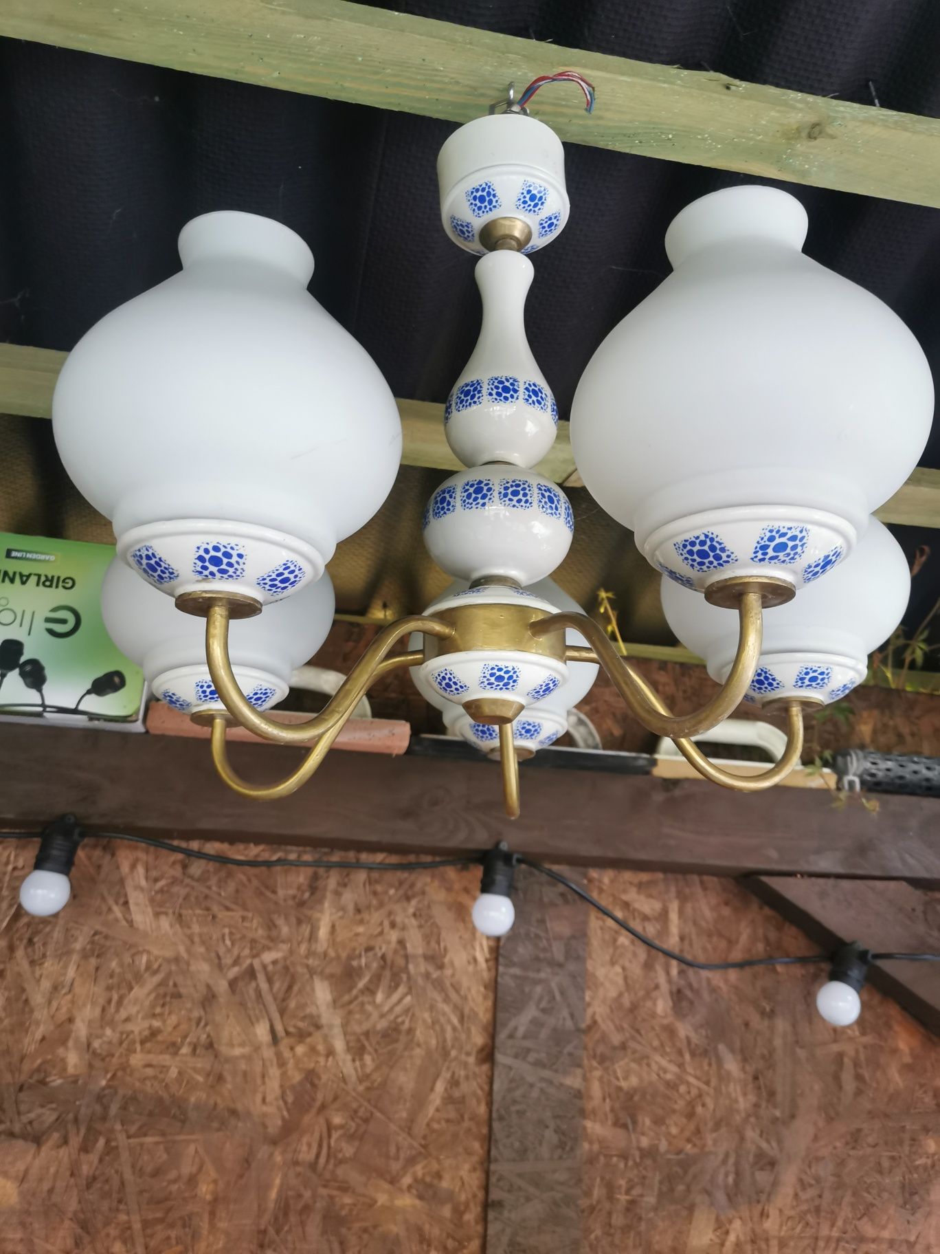 Porcelanowa lampa wisząca