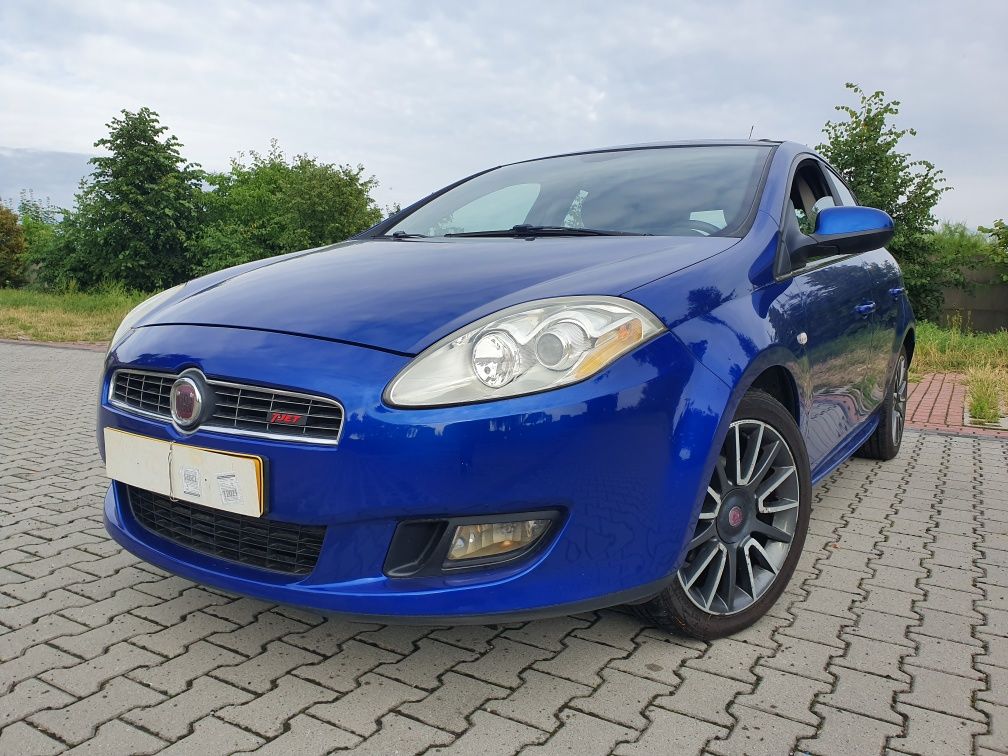 Fiat Bravo 1,4 t-jet 150PS Panorama Klimatronik Pcd