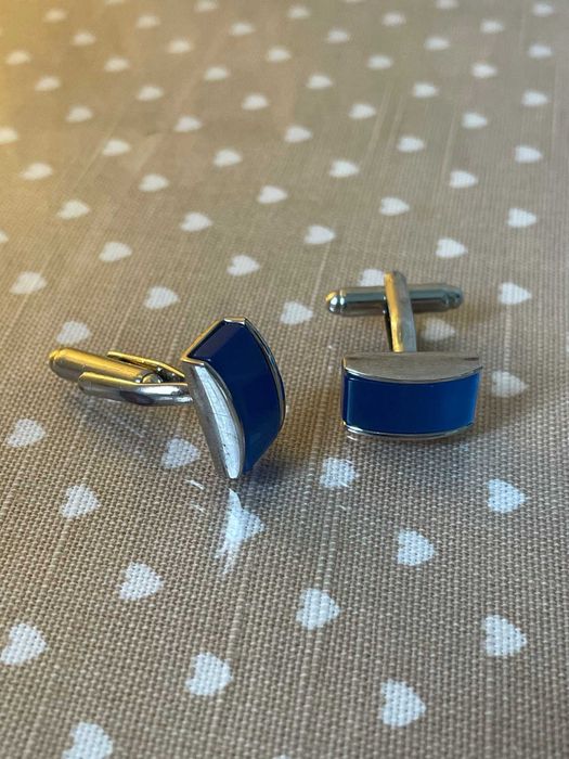 Spinki do mankietów niebiesko, srebrny kolor