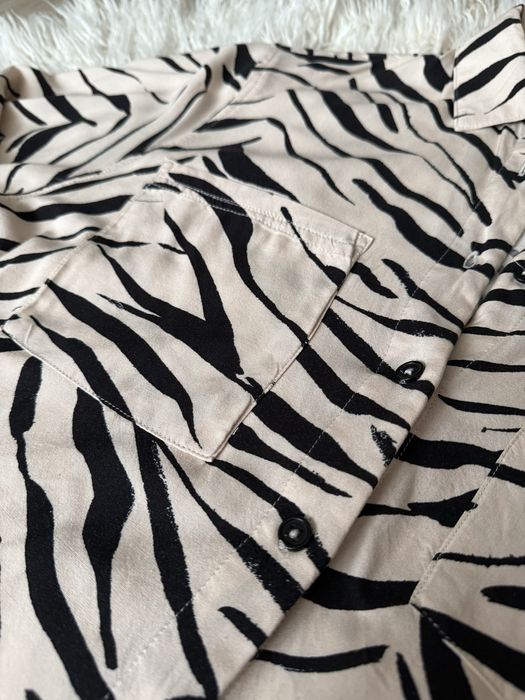 Стильні жіночі сорочки у відмінному стані