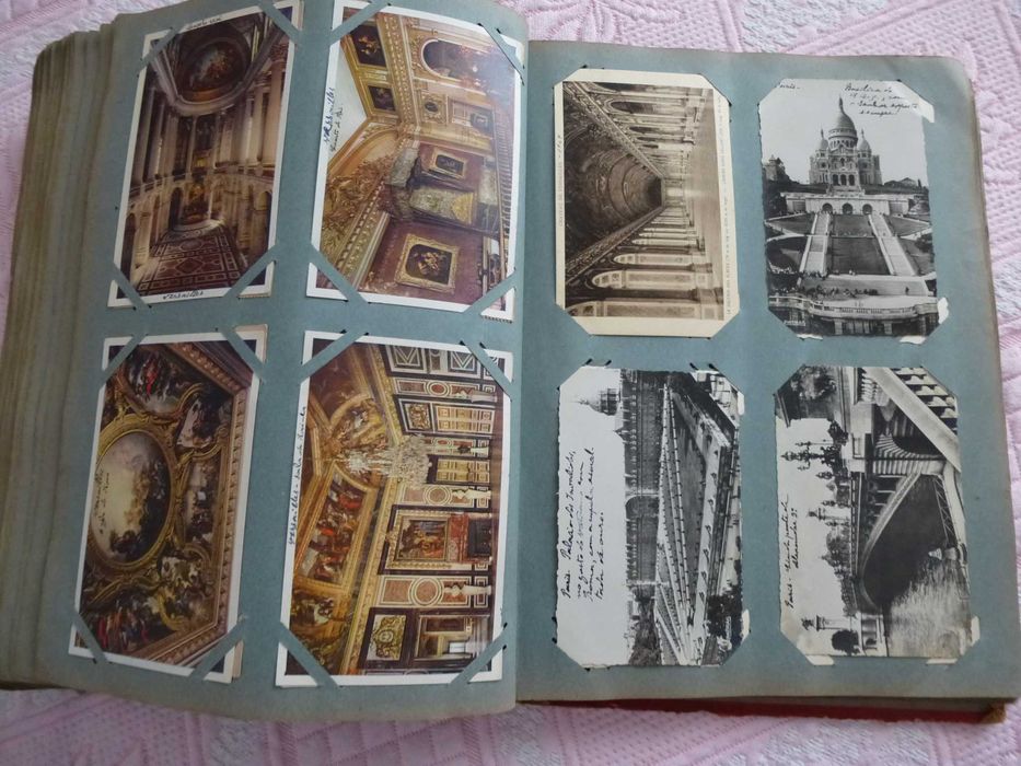 Antigo Álbum com 380 Postais, não selados