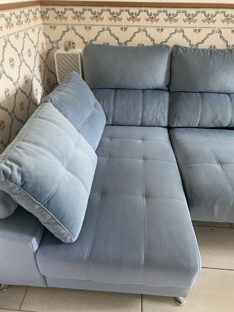 Vendo sofa cheslonge , practicanente niva, super comfortavel