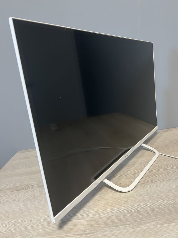 Телевізор 4К , Kivi 32F790LW , smart TV, wi-fi, голосове управління