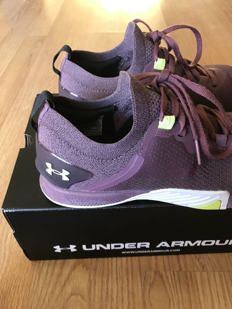 Sapatilhas/Tenis Under Armour tribase Reign 3