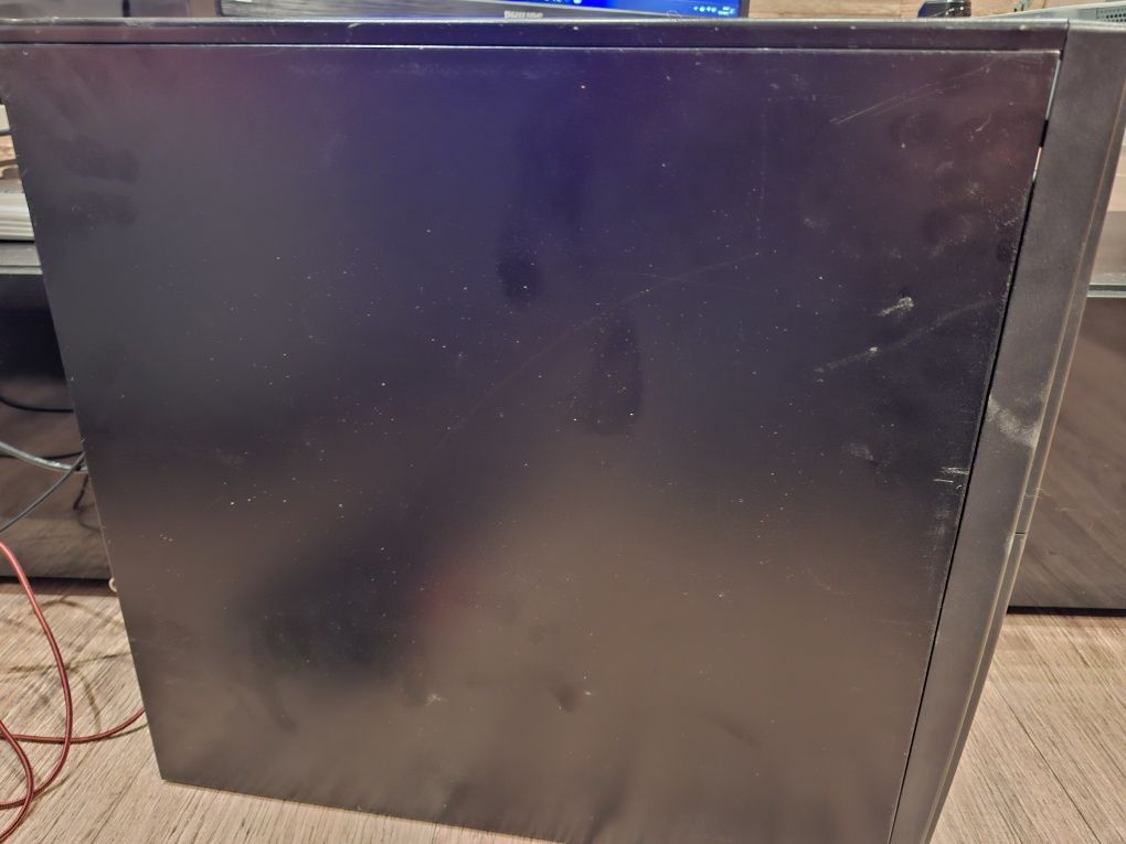 Sprzedam komputer + monitor