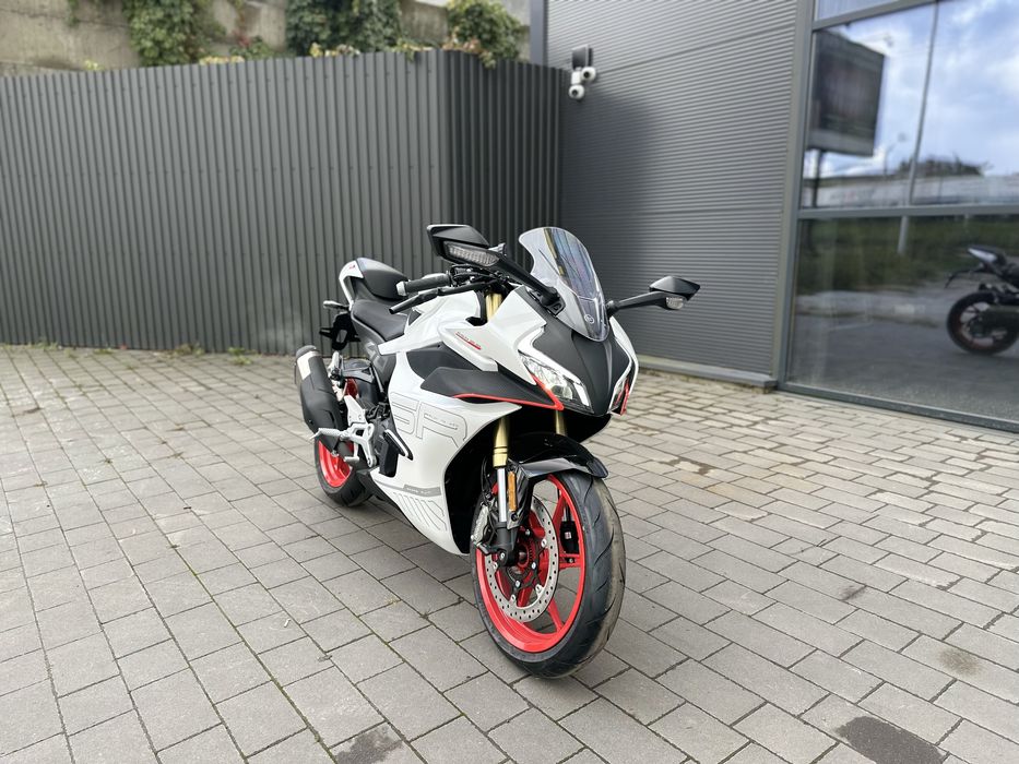 Всього 1 на все місто - 50k.c мотоцикл cfmoto 450 sr