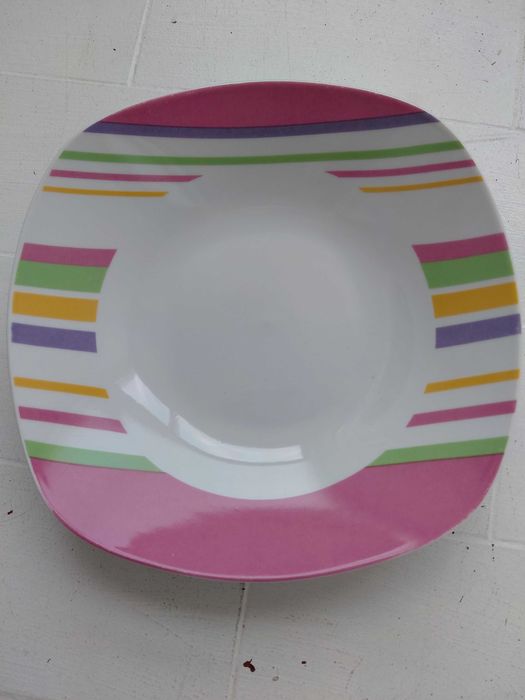 Conjunto 4 pratos sopa