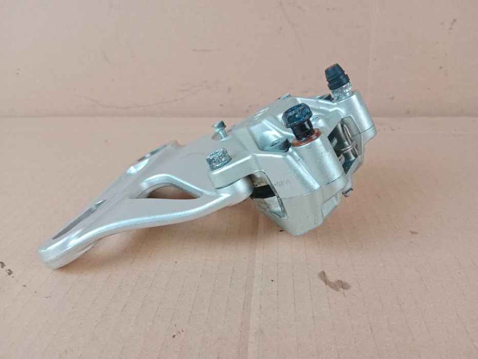 Ducati Monster 696 Zacisk Hamulcowy Tył BREMBO Klocki Hamulcowe Kopyto