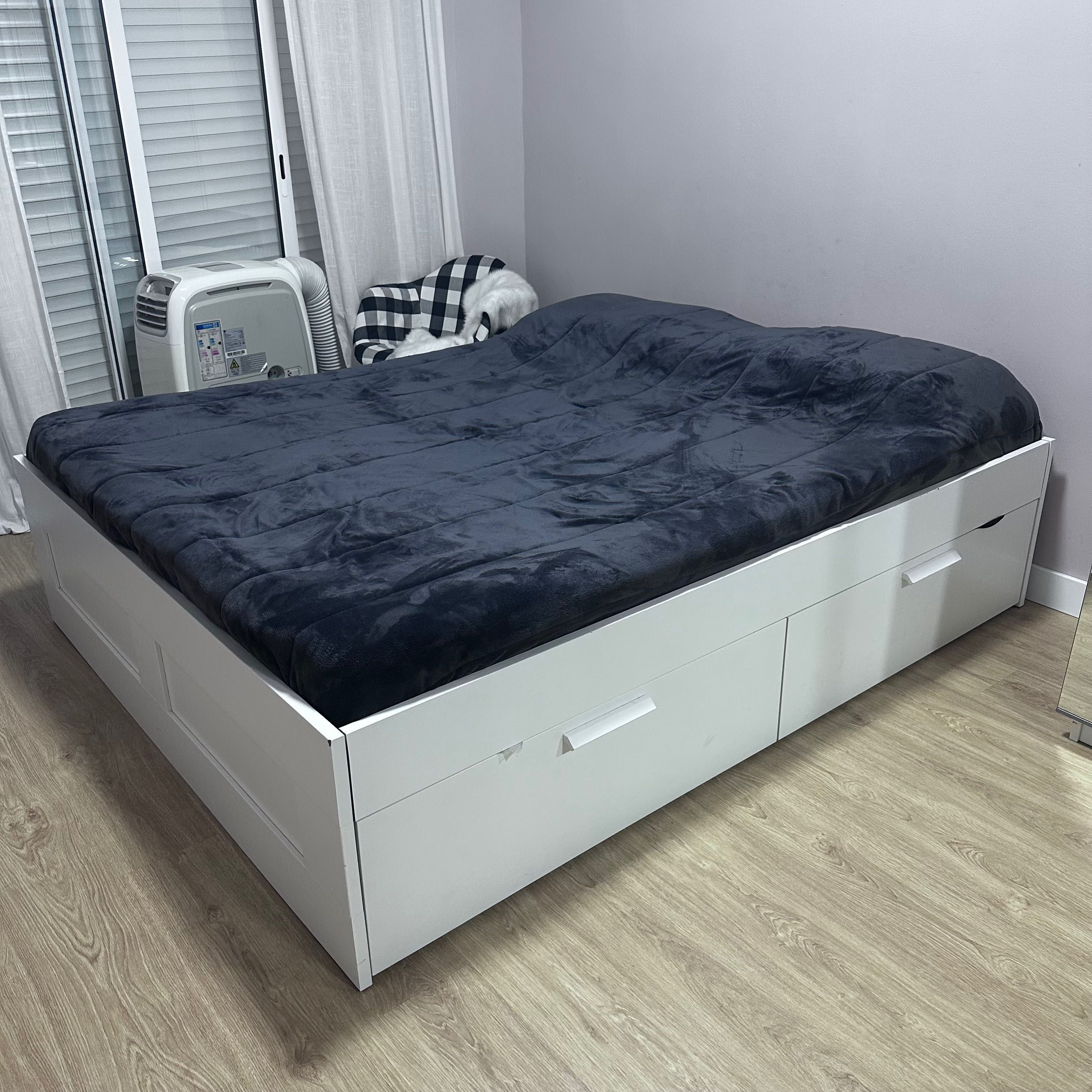 Cama casal Ikea BRIMNES 160X200