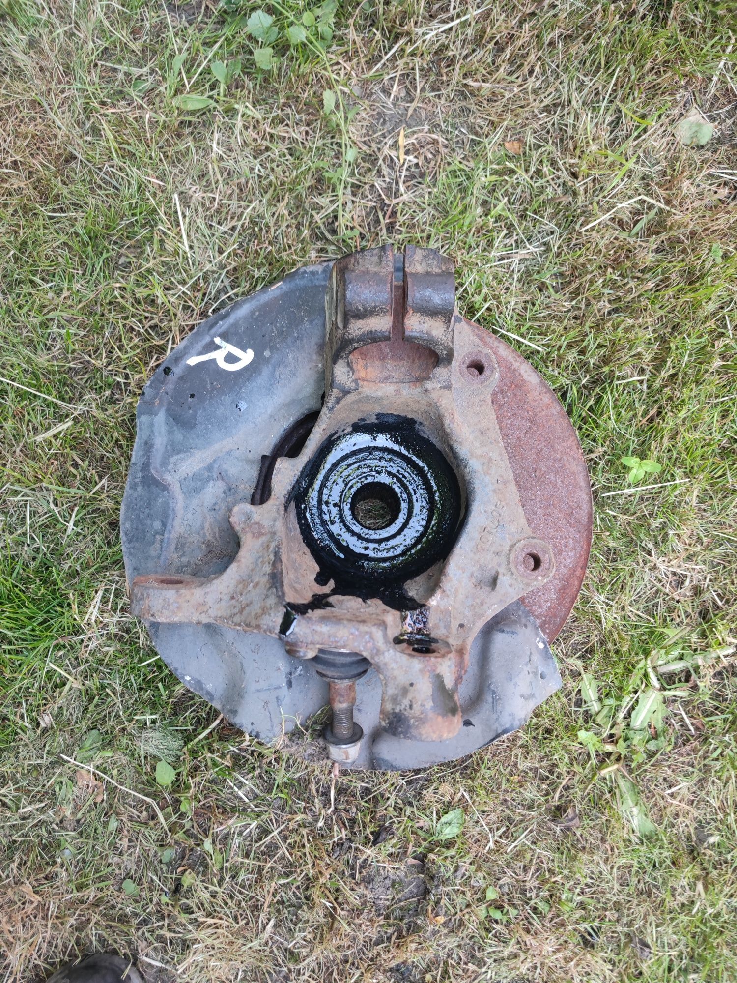 Zwrotnica prawa przód BMW E60 E61 x drive 4×4