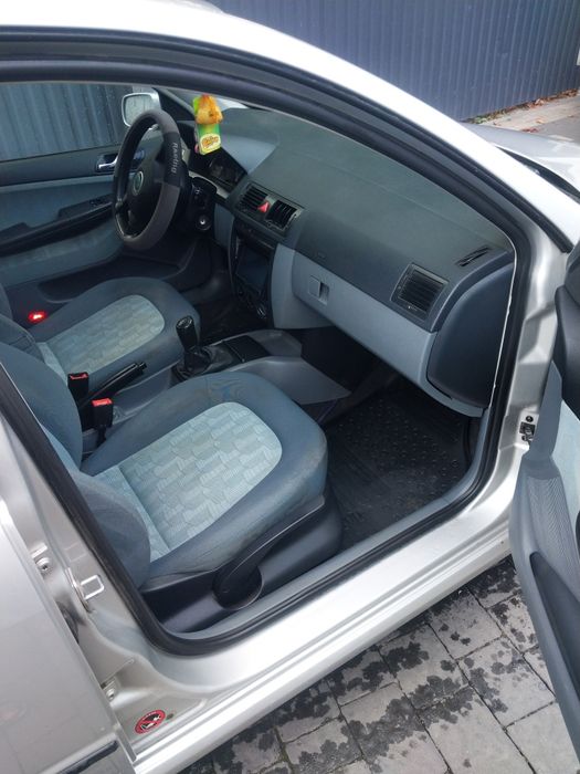 Школа Фабия срочно продам