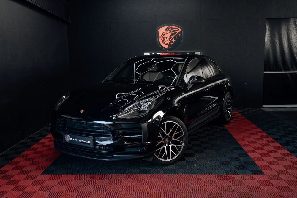 Porsche Macan Standard