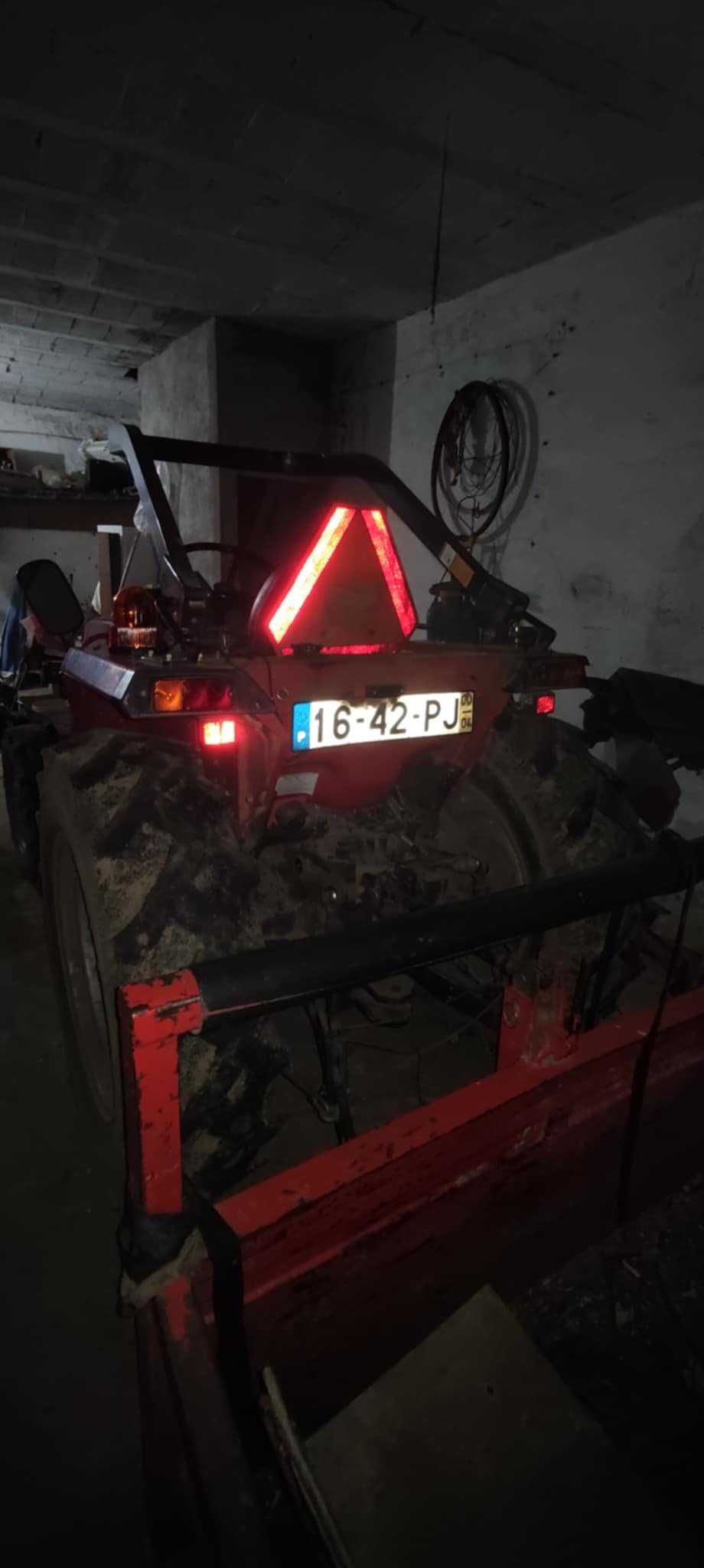 Massey ferguson 1250 com acessorios