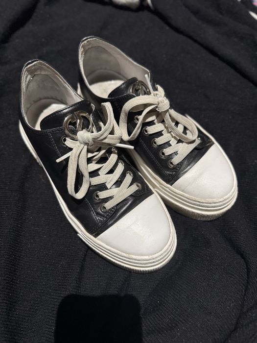 Biało czarne skórzane trampki sneakersy Carinii platforma