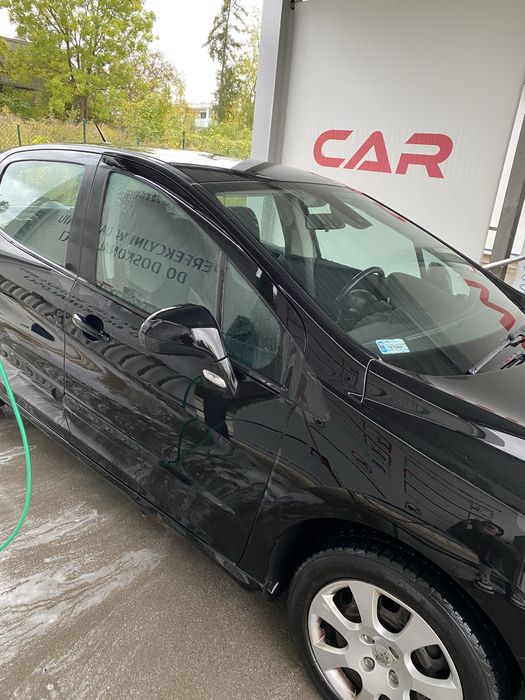 Peugeot 308 bogate wyposażenie