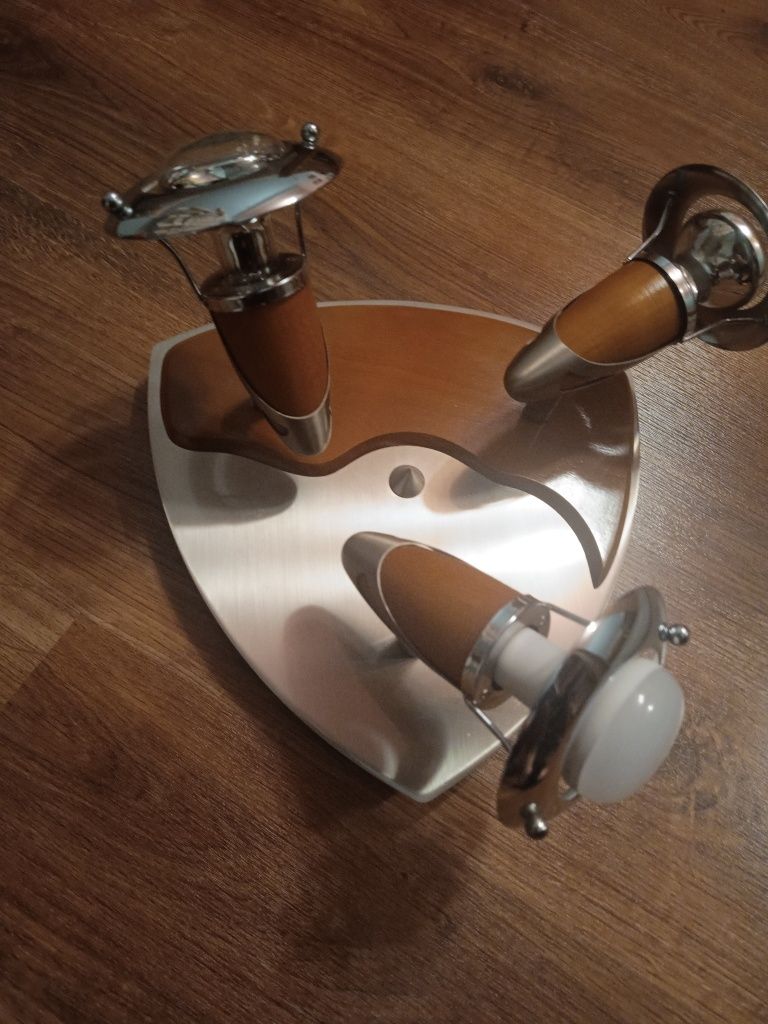 Lampa, żyrandol do pokoju dziecięcego lub młodzieżowego