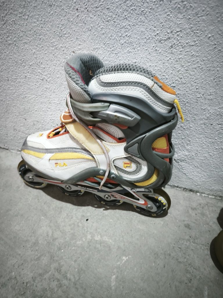 Patins em linha tamanho 39