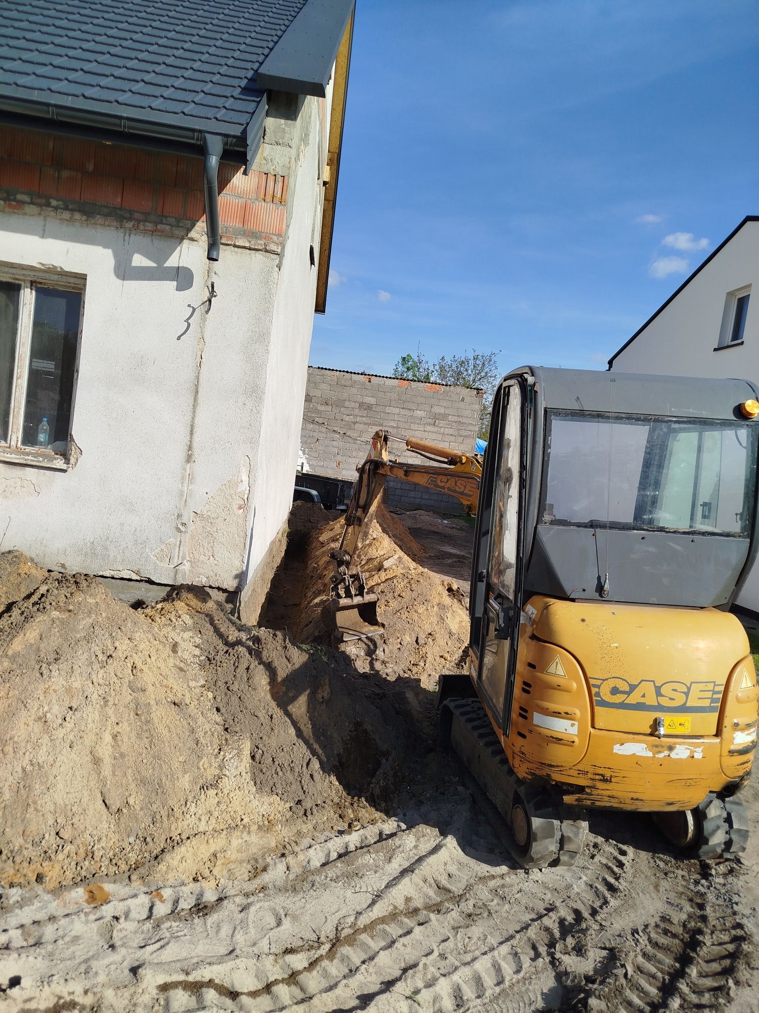 Usługi minikoparką/montaż-kanalizacja, oczyszczalnia, przyłącza wodne