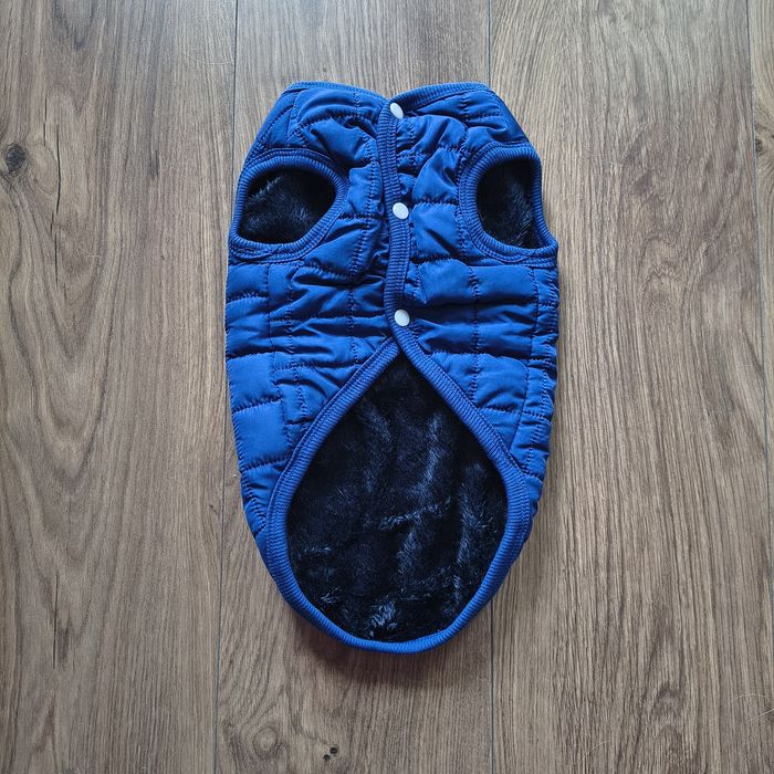 Kurtka pikowana ubranie dla psa niebieska