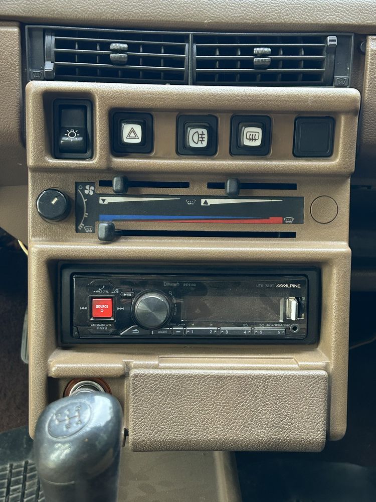 Автомобіль Ваз 2108