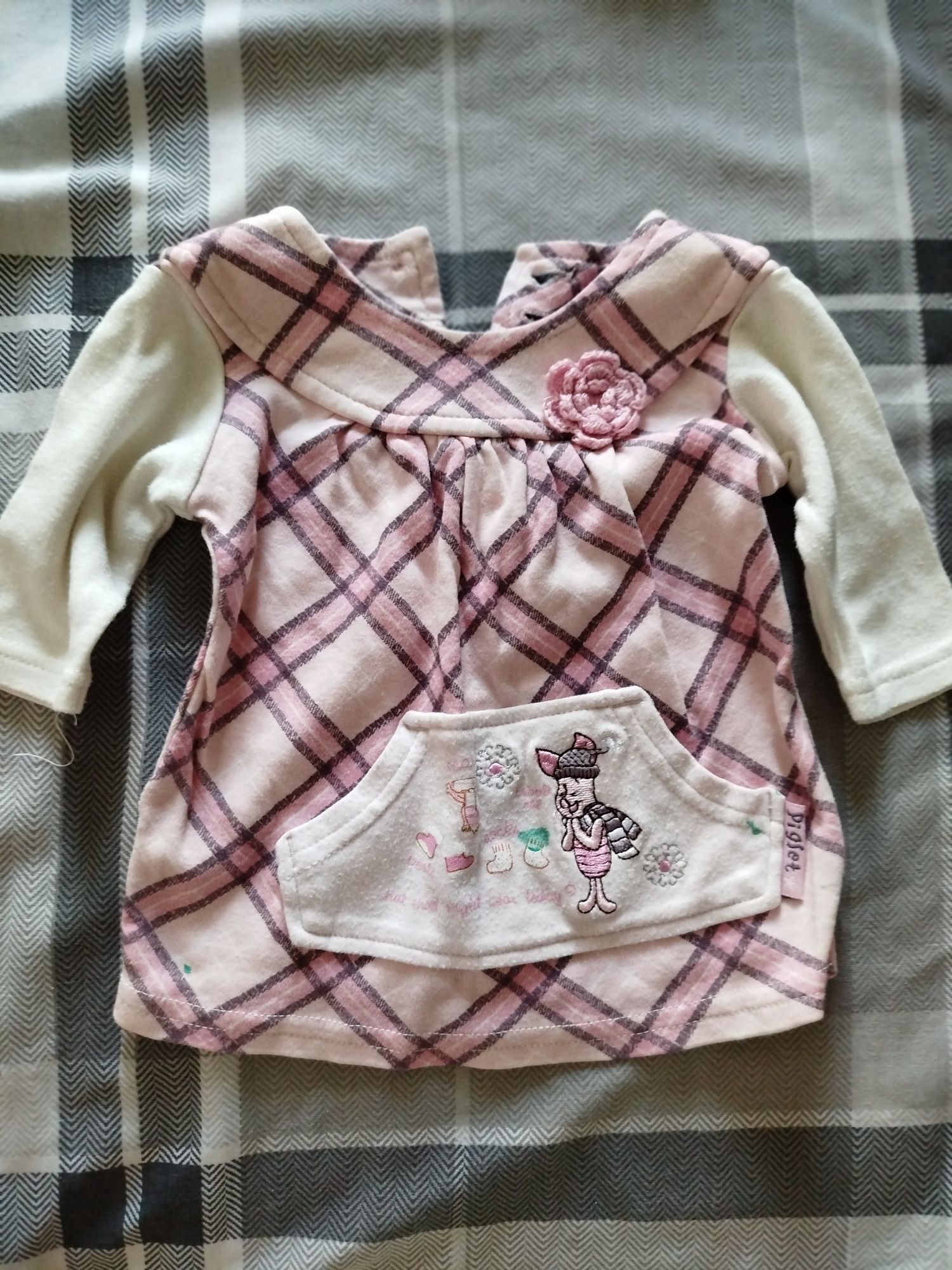 Продам игрушечную детскую коляску и одежду