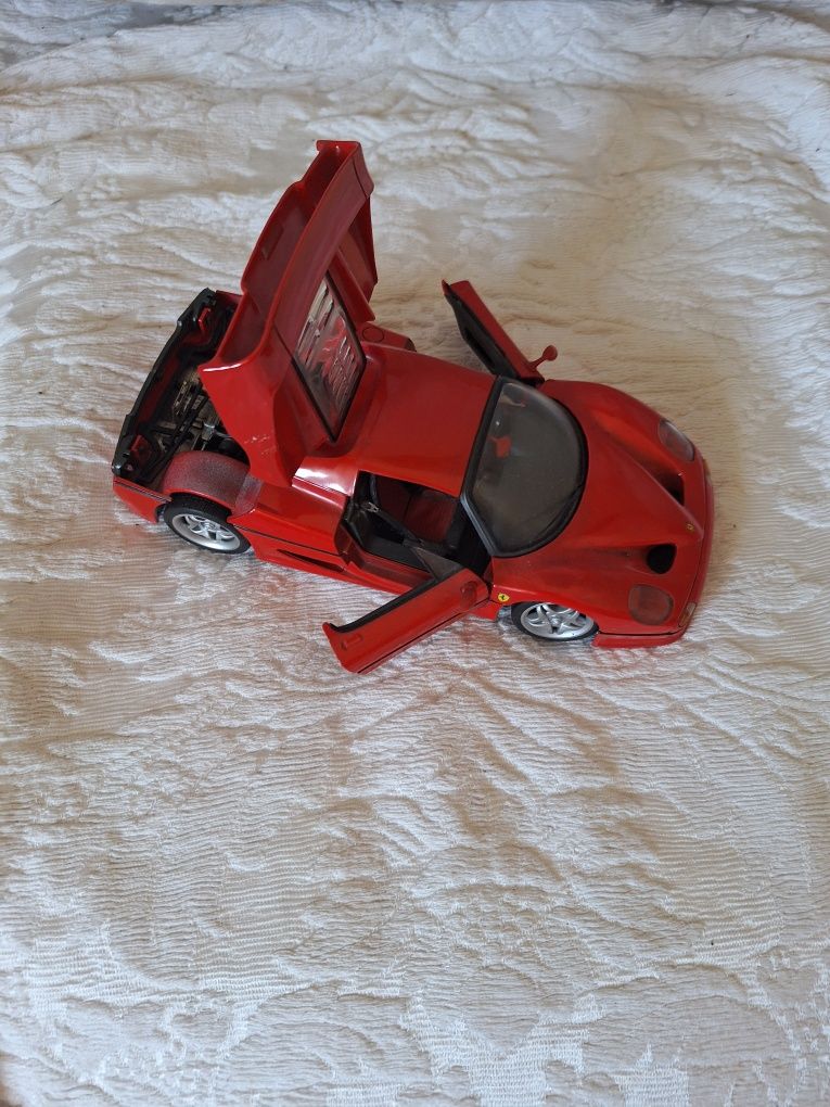 Carros Miniatura e máquina de slides
