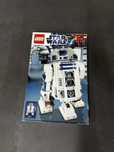 LEGO 10225 R2-D2 - Ícone Star Wars de Coleção!