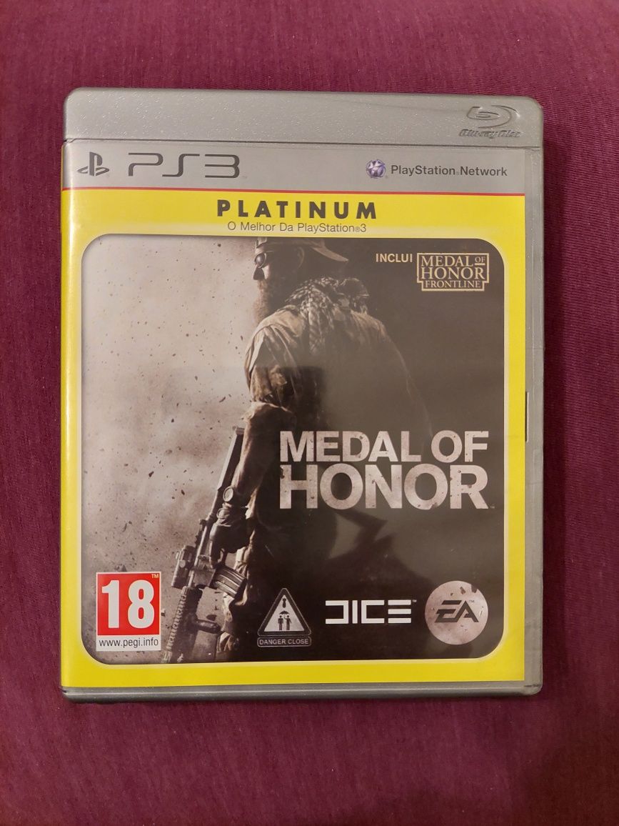 Star Wars Force Unleashed e Medal of Honor