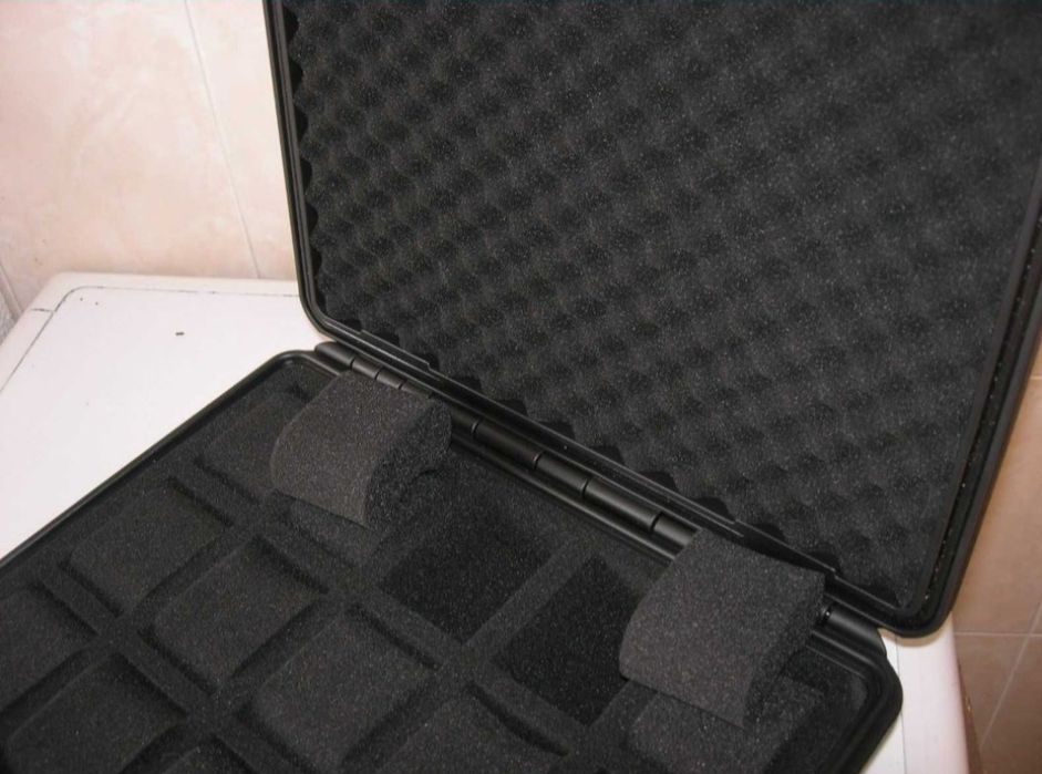 Mala Anti Choque 15 Relógios Seiko Omega Breitling Longines Tissot Iwc