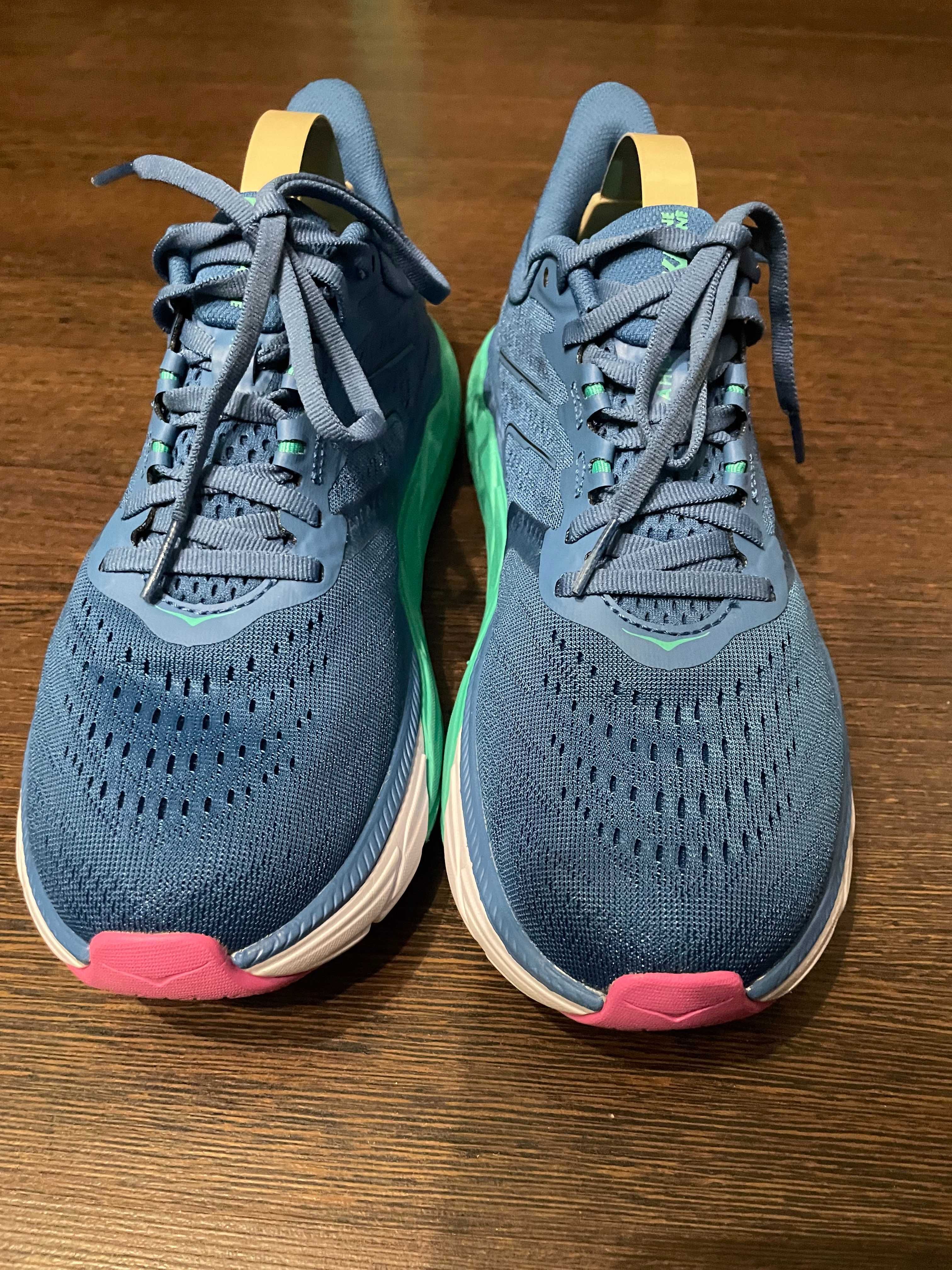 Кросівки hoka arahi 5   41  1/3   .26 см
