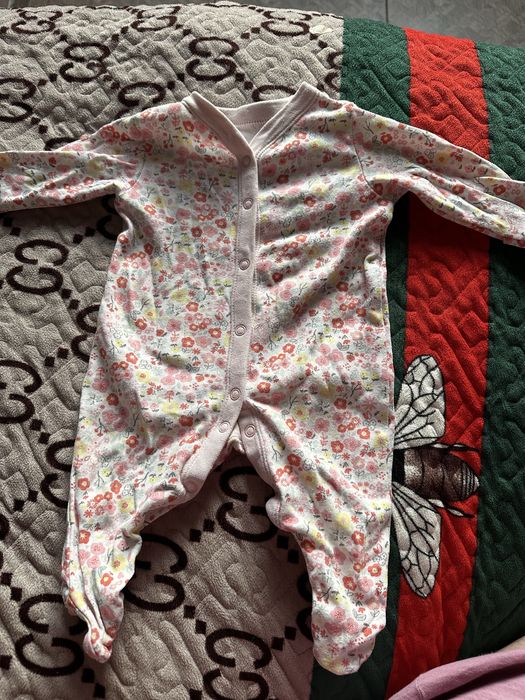 Продам дитячий одяг