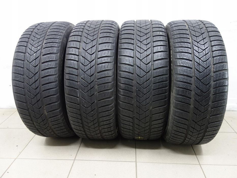 Opony zimowe Pirelli SottoZero 3 225/50R17 98H MO ekstra stan 4x7mm
