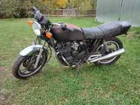 Yamaha XJ 550 części wydech gmole bak koło błotnik licznik lampa 4v8