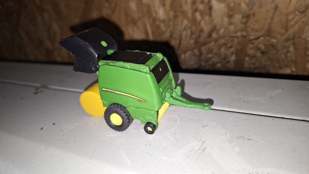 Prasa Siku John deere